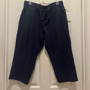 Worn once- XXL drawstring navy capri pants